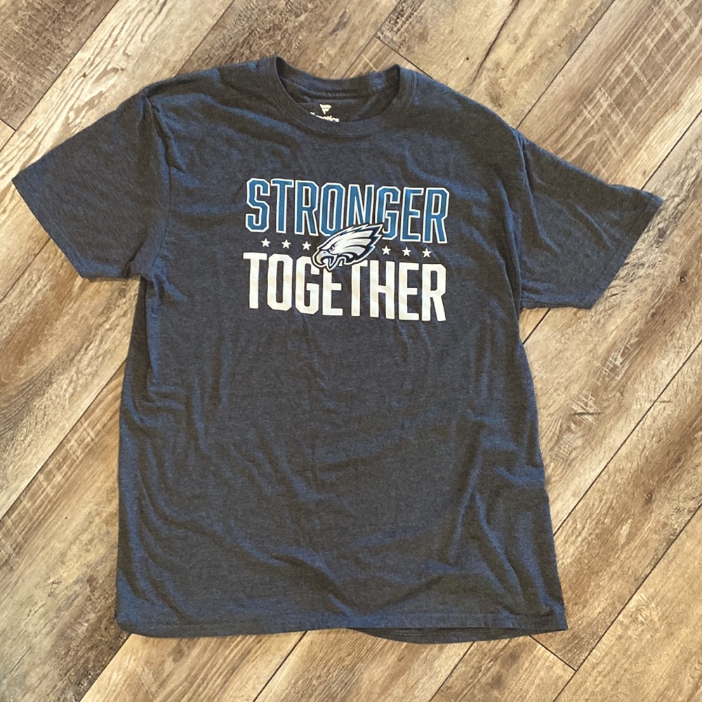 Philadelphia Eagles Men's Stronger Together T-Shirt - Heather Gray